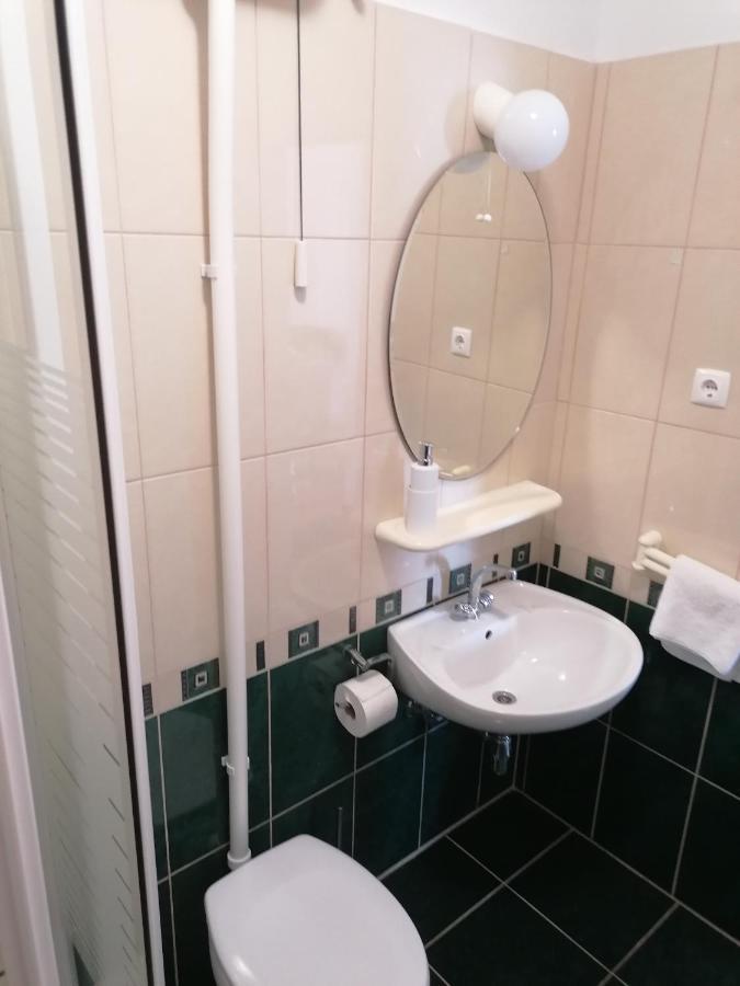 Apartments Dinko Duce Luaran gambar
