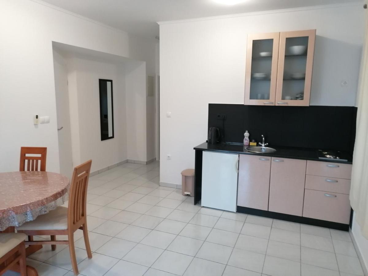 Apartments Dinko Duce Luaran gambar