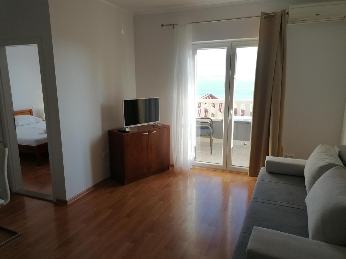 Apartments Dinko Duce Luaran gambar