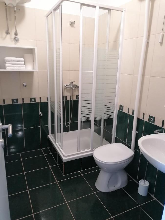 Apartments Dinko Duce Luaran gambar
